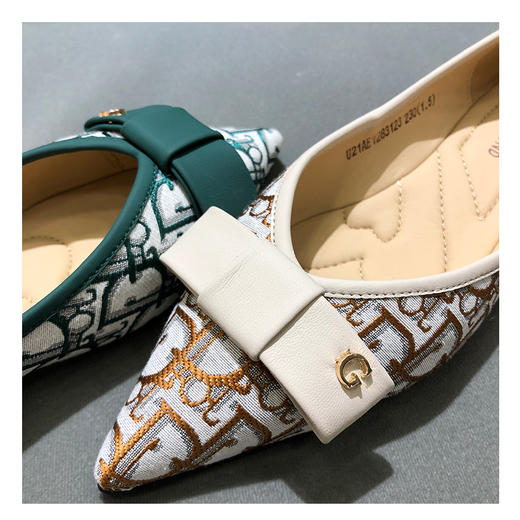 IUIU SECOND 春夏字母提花尖头舒软平底单鞋 商品图1