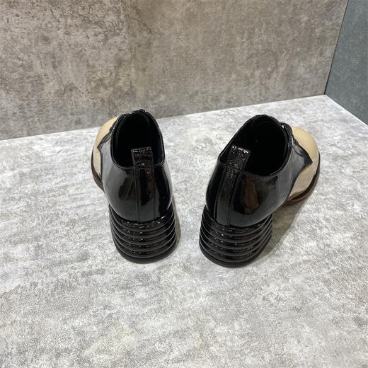 IUIU SECOND 秋冬款圆头粗跟英伦小皮鞋 商品图2