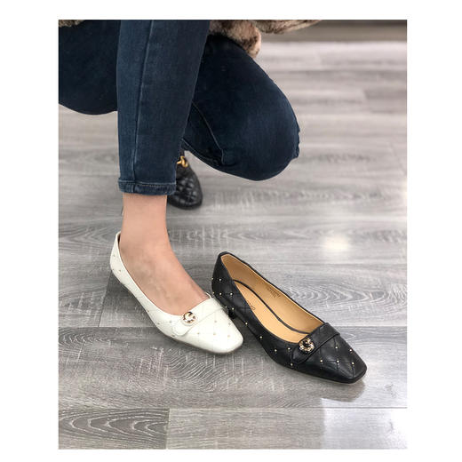 IUIU SECOND 春夏浅口铆钉小跟单鞋 商品图3