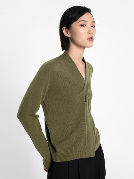 女士2021新款纯山羊绒单股平纹交叉门襟假式V领开衫 商品图3