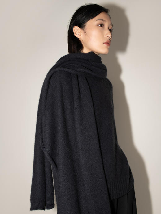 2021年收藏级新款拉毛纯山羊绒单股平纹披肩式围巾 商品图2