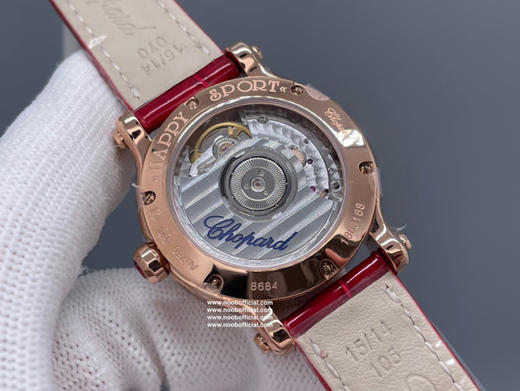 原单品质，新品，自1993年HappySport推出以来，就与女性朋友结下不解之缘。萧邦品牌设计总监曾这样说过：「HappySport是珠宝工艺与制表工艺相结合的成果 商品图6