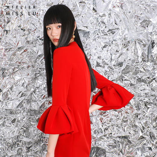 【Madeline 】红色钟形袖肩部挖剪连身裙/ 0000204 商品图3