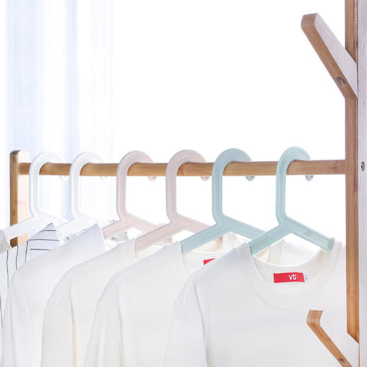 孙小美无痕衣架-4个/捆S1003塑料家用晾衣 商品图1