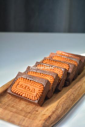 松露布朗尼巧克力蛋糕（1盒6块）