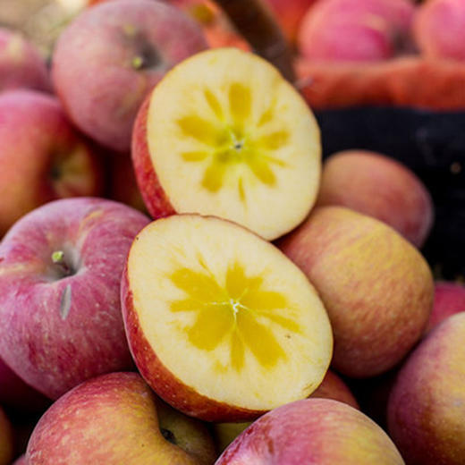 新疆阿克苏糖心苹果，清脆可口，果香浓郁 商品图3