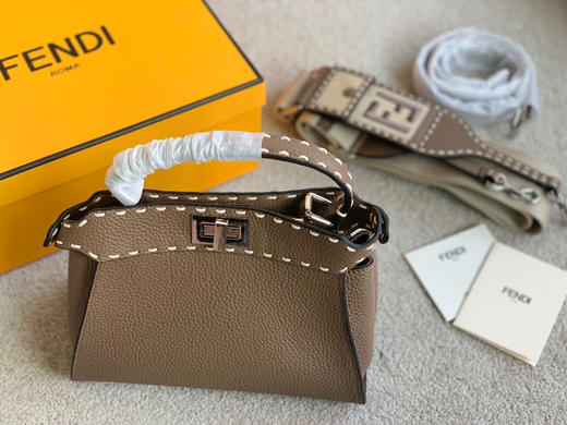 FD peekaboo. 
手缝蜡线小猫🐱 商品图1