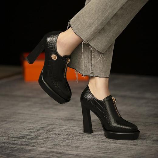 圆头粗高跟鞋，金属铆钉窝窝鞋水台单鞋NWS-N9132 商品图0