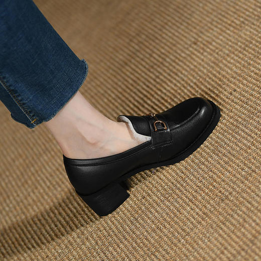 圆头复古低跟简约单鞋，乐福鞋一脚蹬小皮鞋 MT-MD7729 商品图4