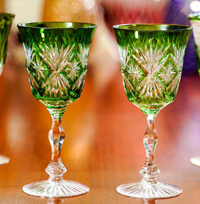 水晶高脚杯绿、金皮红、淡紫3款，货号【C145-185B】规格：87*87*175mm