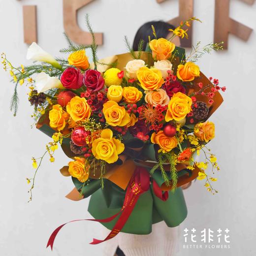 《三冬暖》圣诞节马蹄莲针垫玫瑰花束 商品图1