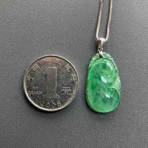 高冰种阳绿翡翠如意 商品图5