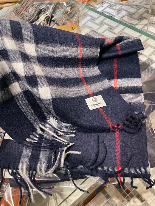 burberry专柜级经典羊绒格子围巾-海军蓝 商品图4