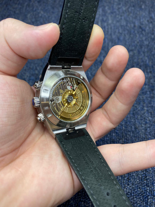 8F江诗丹顿纵横四海系列5500V 新升级
1.随心而变的表链 商品图6