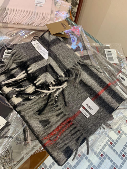burberry专柜级经典羊绒格子围巾-灰色 商品图0