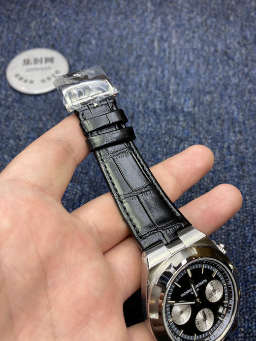 8F江诗丹顿纵横四海系列5500V 新升级
1.随心而变的表链 商品图7