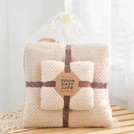 【精选原料 更在意您的舒适体验】珊瑚绒菠萝格浴巾套装吸水不易掉毛礼品子母套巾可当盖毯毛巾被 商品图7