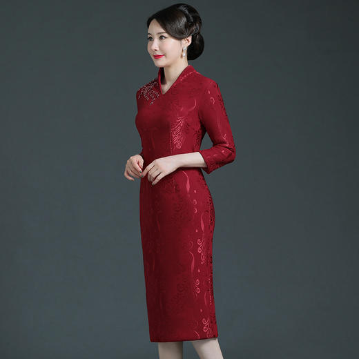 上海旗袍厂WD-WZ340长袖妈妈礼服酒红色喜婆婆婚庆服2021年新款加绒加厚冬季旗袍裙冬 商品图3