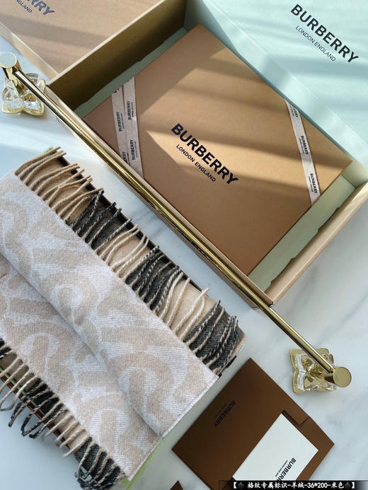 BBR格纹字母双面围巾-驼色 商品图3