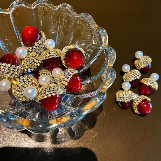 新年耳环女酒红色车厘子耳钉樱桃镶钻银针耳饰品 商品图3