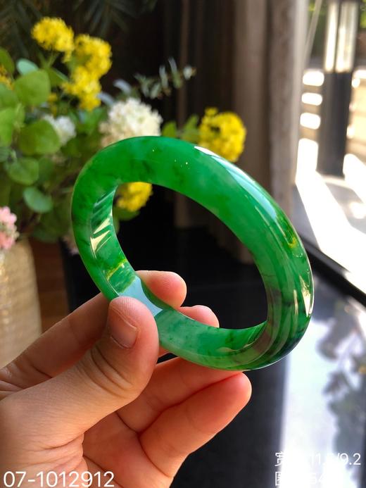 07-1012912，辣绿手镯。具体价格微信咨询. 圈口54.6 商品图6