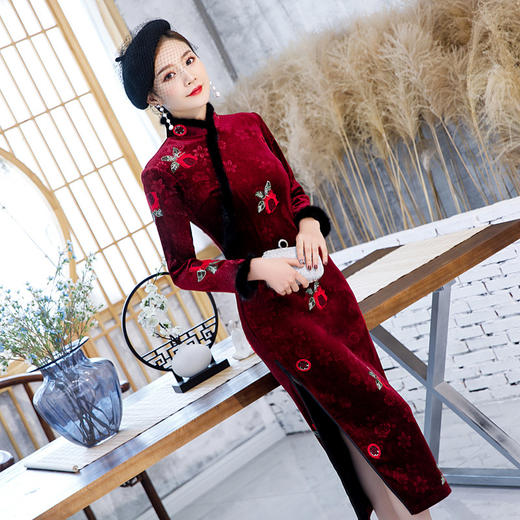 上海旗袍厂BJ-19347秋冬新款韩国绒长款加厚少女旗袍裙 修身显瘦改良旗袍连衣裙 商品图1