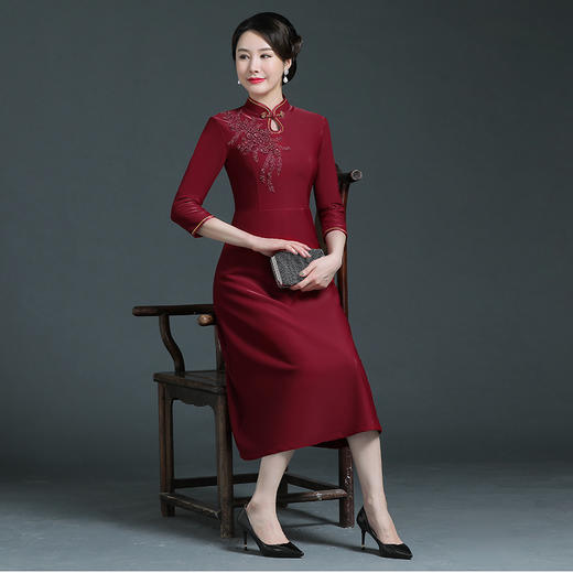 上海旗袍厂WD-WZ328婚宴礼服春秋款嫁女儿洋气秋装高贵遮肚子喜婆婆显年轻旗袍秋 商品图3