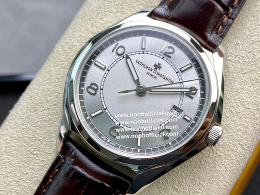 ZF再推“钢王爆品”江诗丹顿伍陆之型系列三针腕表【运动商务皆可盘，格调 品味两不失！】 商品图13