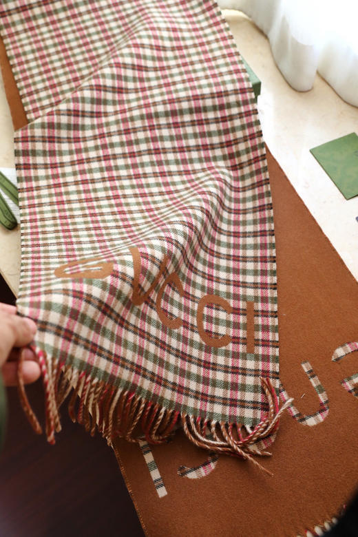 Gucci格子围巾专柜热卖 商品图6