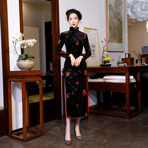 上海旗袍厂BJ-19347秋冬新款韩国绒长款加厚少女旗袍裙 修身显瘦改良旗袍连衣裙 商品图2