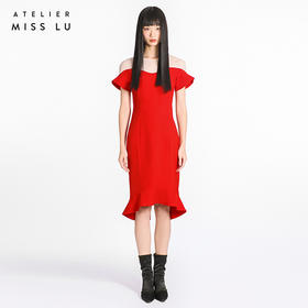 【角度浪漫】流线拼纱造型袖角度圆弧下摆连衣裙/0000751R