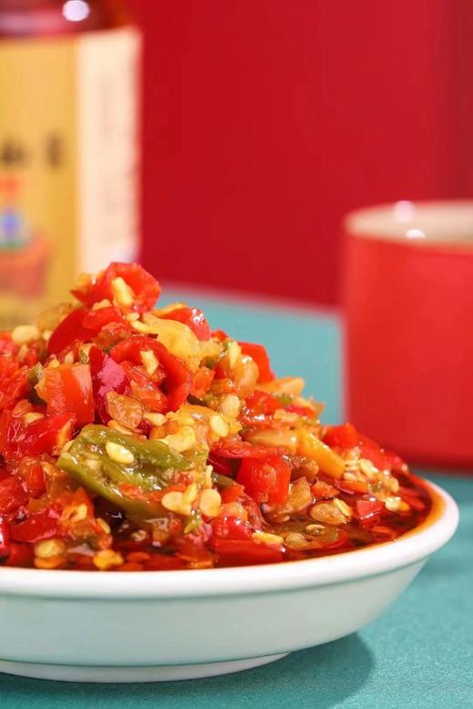 婉如香辣彩椒酱还原地道湖南口味辣度咸香适中拌面下饭神器