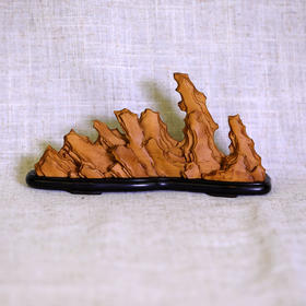 全手工雕刻山形笔架°黄杨木