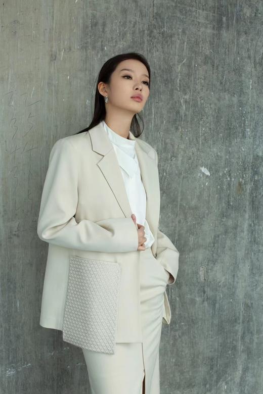 口袋刺绣满印西服 商品图1