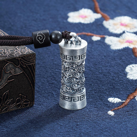 子佩集S999银【河清云庆】套链项链【TBN087S】仿古圆柱形带绳可打开2112 商品图2