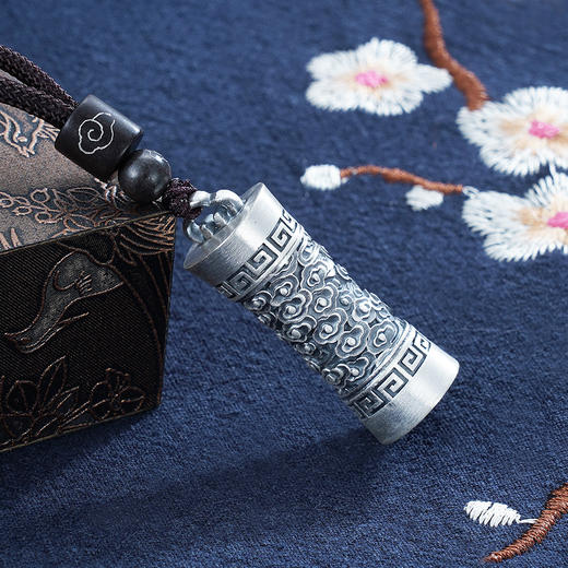 子佩集S999银【河清云庆】套链项链【TBN087S】仿古圆柱形带绳可打开2112 商品图1