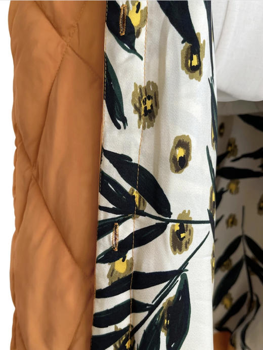 TYNVIE 木耳边饰肩鹅绒长背心-橙色 商品图4