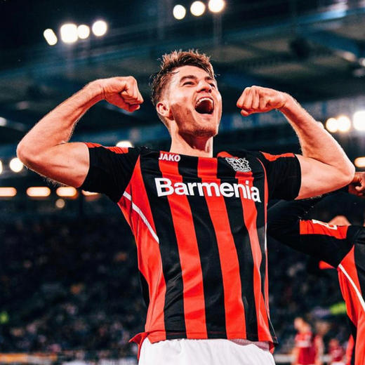 勒沃库森21-22主场球衣（ 每件送签名卡一张，签名卡随机发货，送完即止） 商品图0