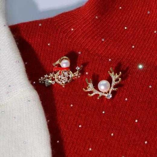 氛围感治愈系 马年胸针akoya海水珠6-7mm 圣诞雪人淡水胸针&幸运鹿角胸针&中国风珍珠小红绳 商品图7