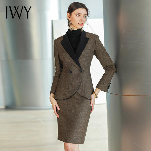 IWY/加厚棕色羊毛呢职业套装裙工服女高级气质设计感西服外套时尚正装	CS1461 商品图1