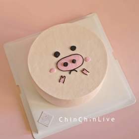 手绘小猪蛋糕
