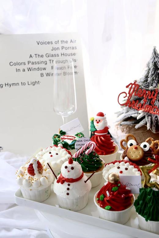 | 圣诞限定纸杯蛋糕 | 商品图1