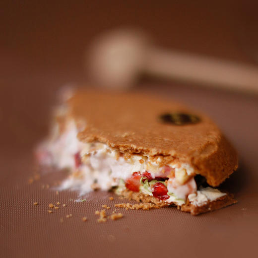 「限定」8寸开心果和草莓味Lucky Plus幸运曲奇烧 商品图4