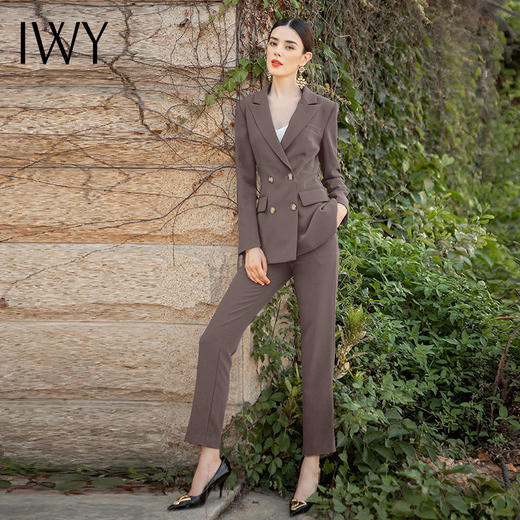 IWY/咖色高端职场工作服女西服主持人正装英伦风双排扣西装套装女	C1344-K+P945 商品图2
