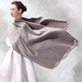 280071仿羊绒带流苏净色长围巾，软糯亲肤温暖细腻，购正价商品成交金额满1000元免费赠送一条,颜色随机！