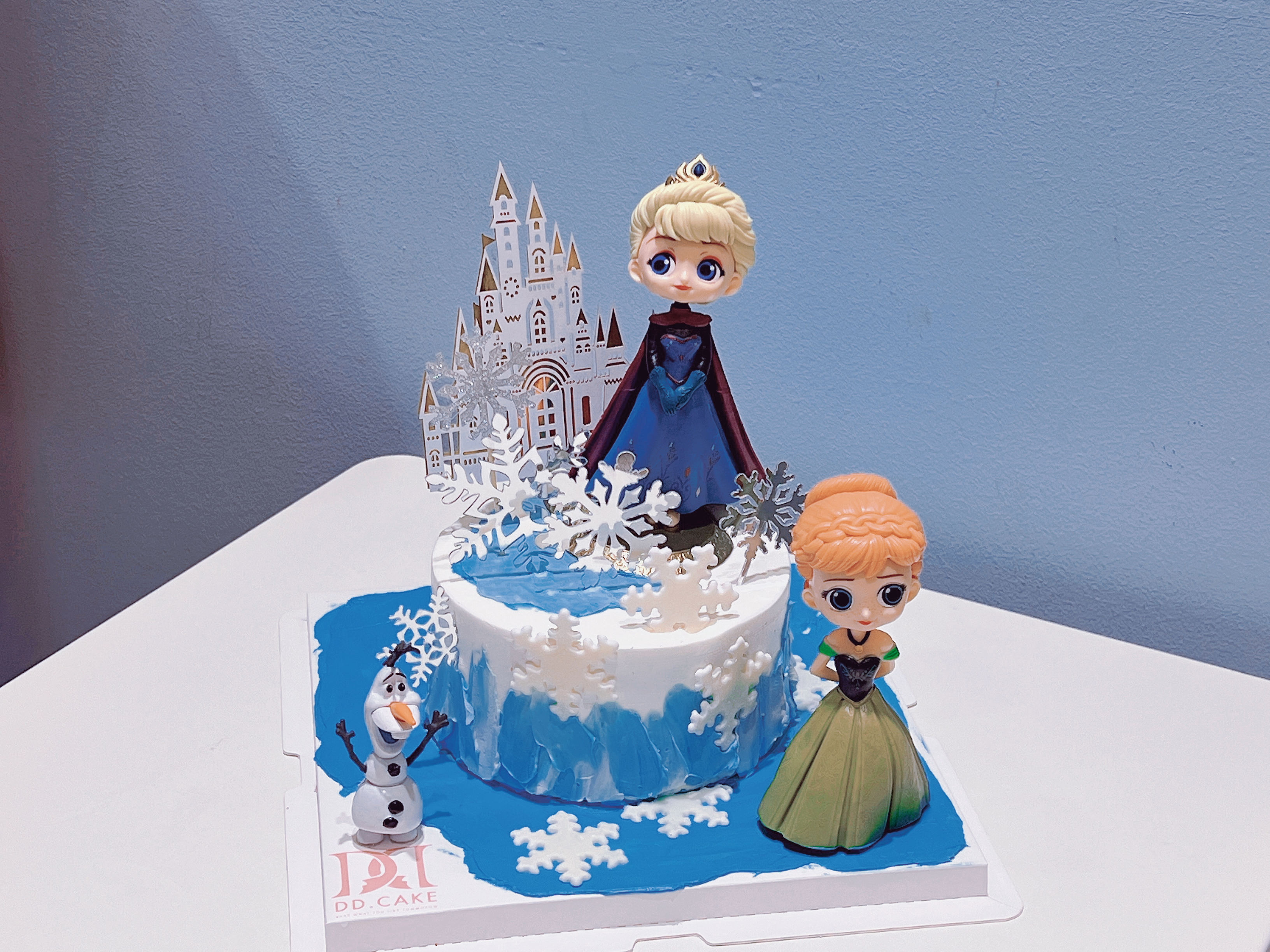 冰雪奇缘蓝莓奶油蛋糕▸接单制作 ▸ 下单30分钟后不可退换哦