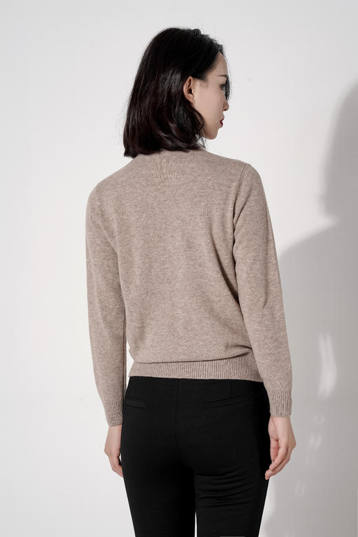 臣禾【100%美利奴羊毛】加厚【半高领】纯色针织衫	S214091049【多彩针织系列】现货 商品图4