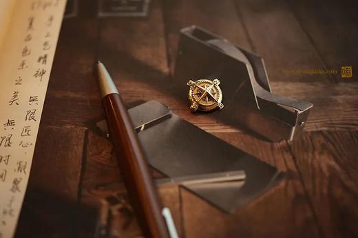 复古徽章指南针 商品图1