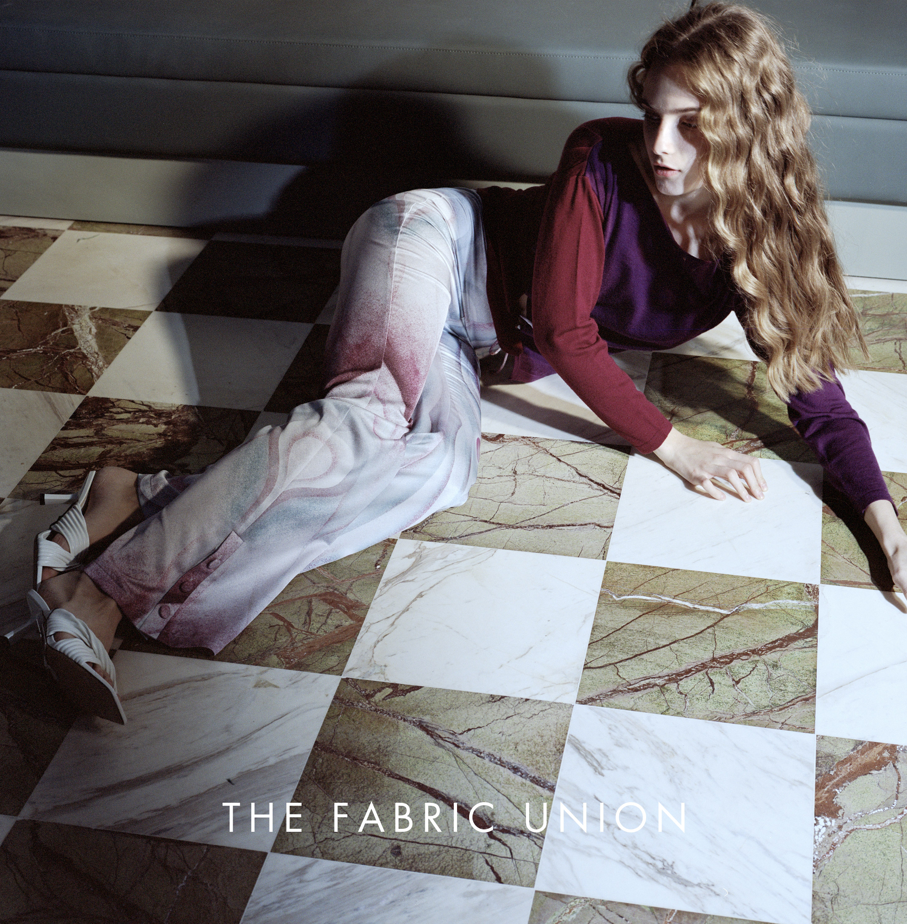 THE FABRIC UNION不规则拼接针织上衣印花休闲微喇叭裤