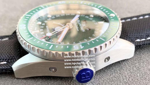 TW新力作 宝珀五十寻系列，5054-1110-B52A。压轴巨献，大三针夜光设计，直径43毫米！搭载6654.P自动机械机芯，具备星期显示，日期显示。月份显示，年份显示，月相显示 商品图5